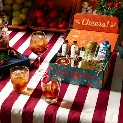 That's Amaro cocktail kit box